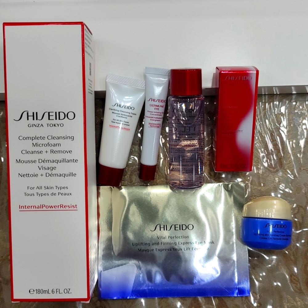 Shiseido Complete Cleansing Microfoam with travel size products